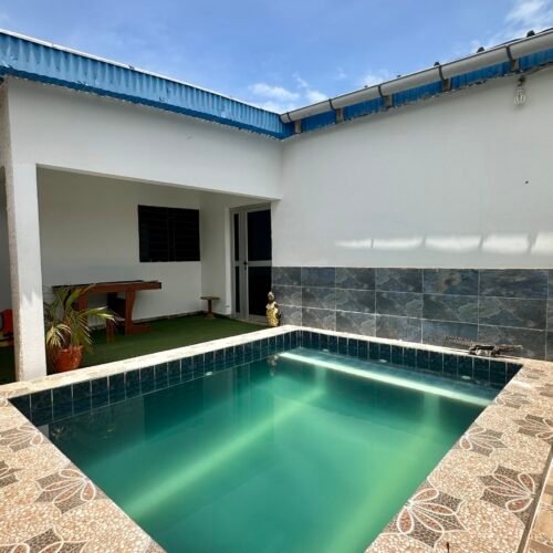 Villa 4 pièces avec piscine 🏊